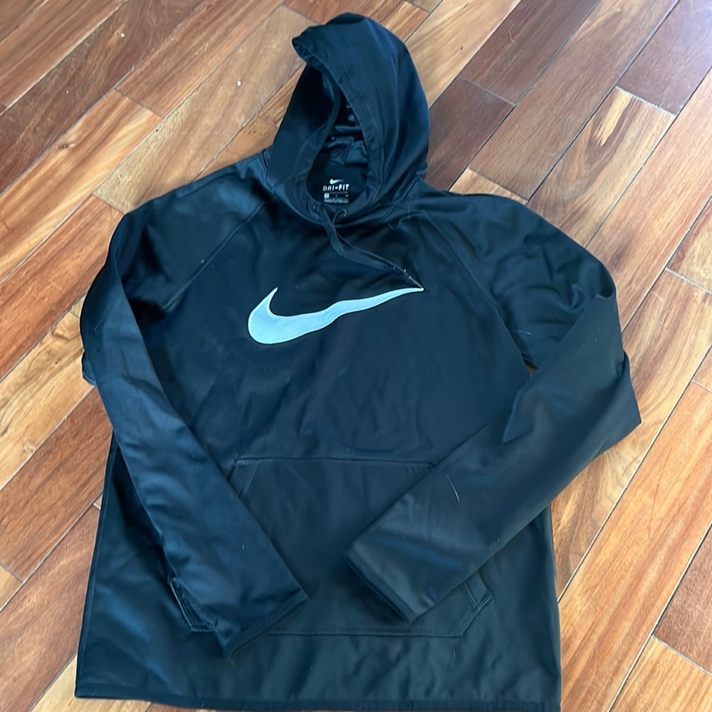 Nike dri-fit hoody size small